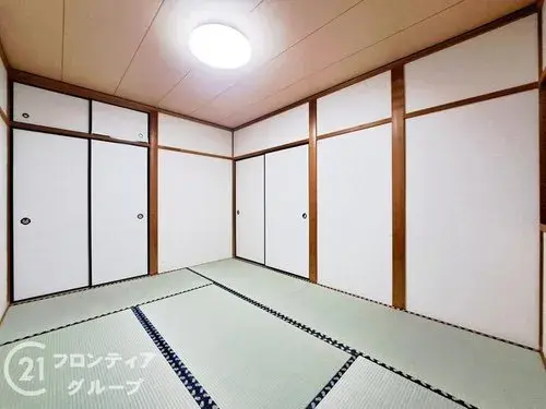 3LDK Yao City Osaka Prefecture (14)