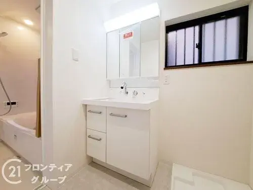 3LDK Yao City Osaka Prefecture (18)