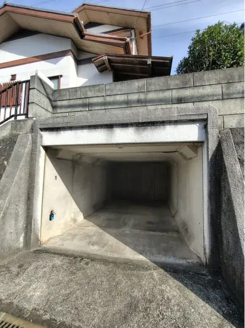 Slide 4