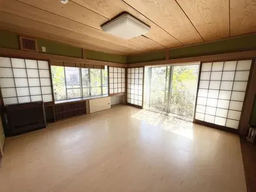 6LDK Property in Sakai City, Osaka Prefecture (2)
