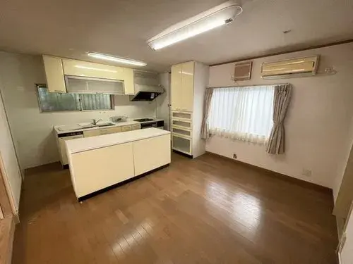 6LDK Property in Sakai City, Osaka Prefecture (16)