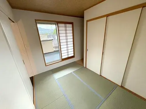 3LDK Kashiwara City Osaka Prefecture (7)