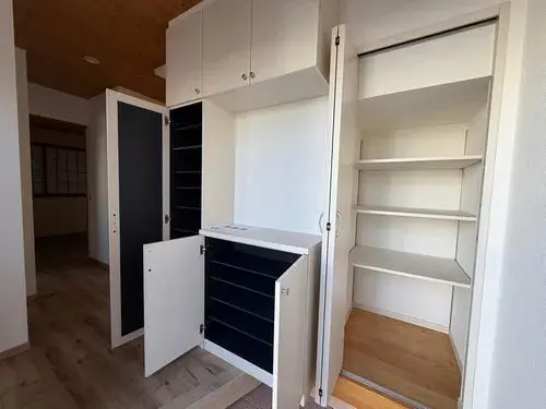 Hyogo Prefecture Kobe City 4LDK Property (12)