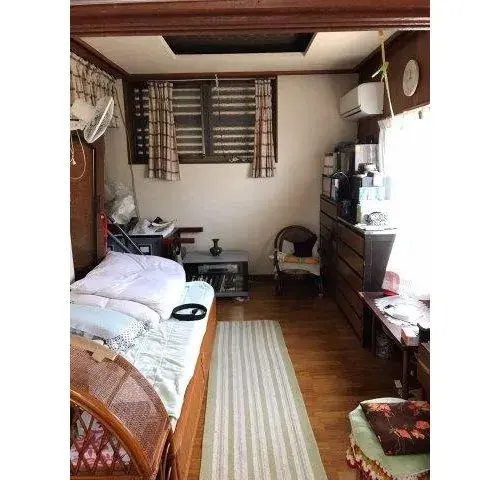 Slide 4