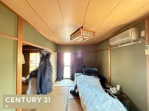 Slide 4