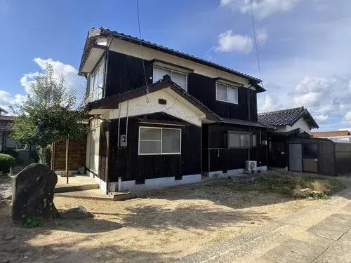 6DK Property Hamada City, Shimane Prefecture (1)