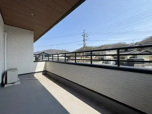 2LDK+S Akaiwa City Okayama Prefecture (1)