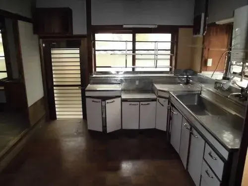 7-Bedroom Property Asakuchi City Okayama Prefecture (3)