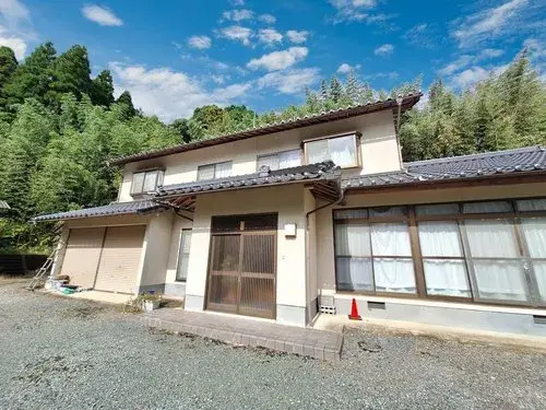 8DK Property Tsuyama City Okayama Prefecture (1)
