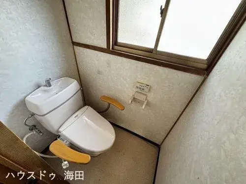 Hiroshima Prefecture Akigun Kaita-cho 4DK Property (16)