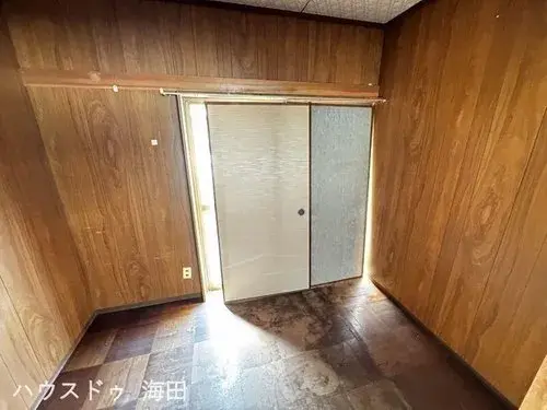 Hiroshima Prefecture Akigun Kaita-cho 4DK Property (8)