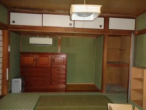 Hiroshima Prefecture Higashihiroshima City 7DK Property (10)