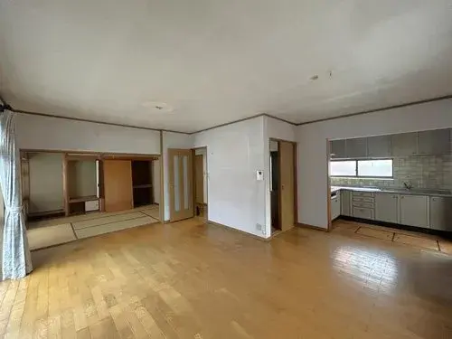 4LDK+S Property Higashihiroshima City Hiroshima Prefecture (2)