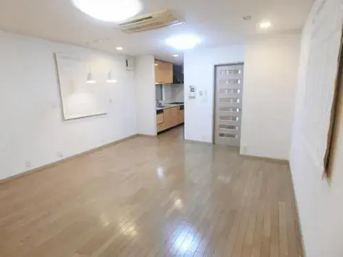 1LDK+2S Property Kure City Hiroshima Prefecture (2)
