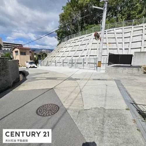 4LDK Property Kure City Hiroshima Prefecture (3)