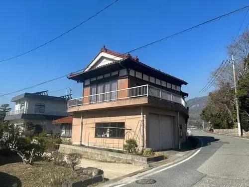 7LDK+3S Property Kure City Hiroshima Prefecture (2)