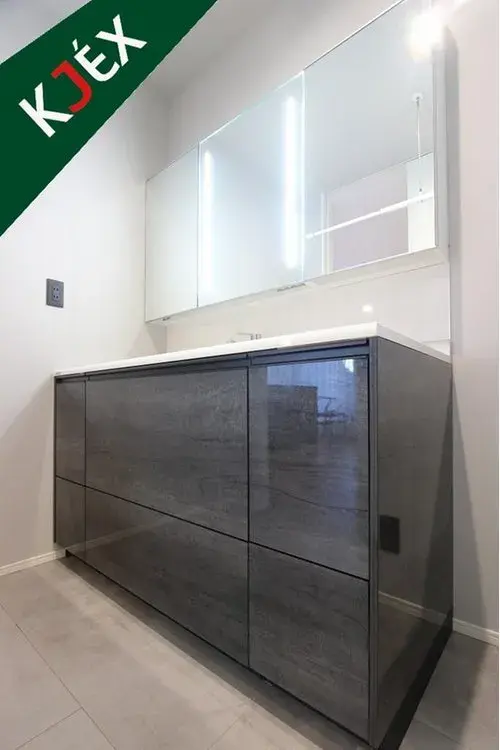 3LDK+S Property Kure City Hiroshima Prefecture (4)