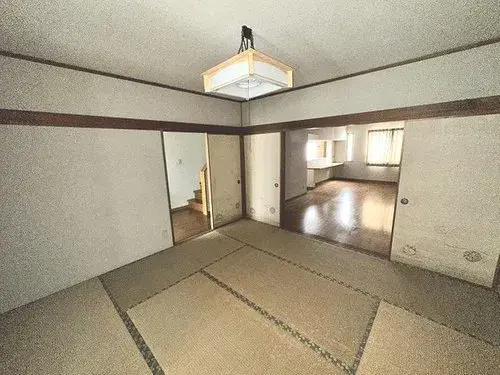 4LDK Kudamatsu City Yamaguchi Prefecture (4)