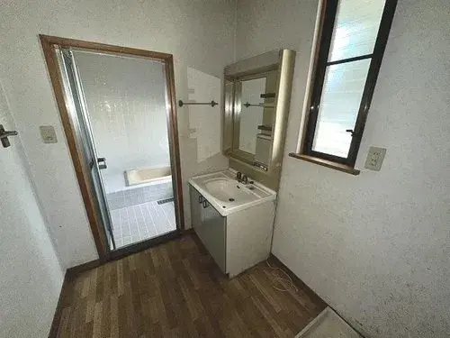 4LDK Kudamatsu City Yamaguchi Prefecture (9)