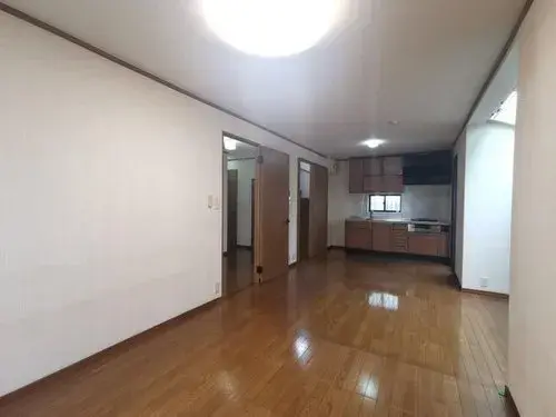Kagawa Prefecture Takamatsu City 4 Bedroom Property (2)