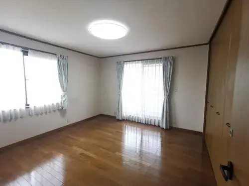 Kagawa Prefecture Takamatsu City 4 Bedroom Property (9)