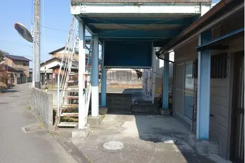 Slide 4