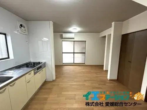 2LDK Property Niihama City Ehime Prefecture (15)