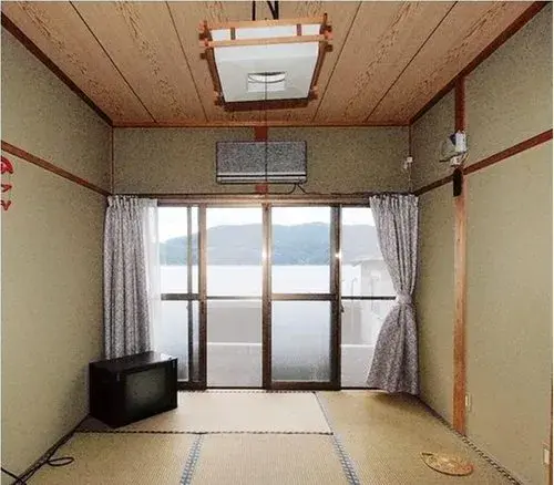 3K Property Minamiuwa District Ainan Town, Ehime Prefecture (4)