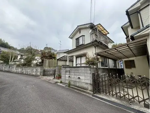 Ehime Prefecture Matsuyama City 5DK Property (3)