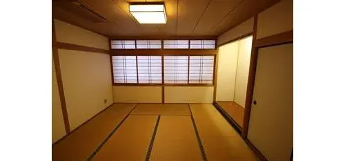 5LDK+S Property Matsuyama City Ehime Prefecture (8)