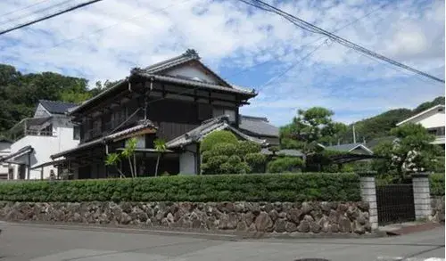 [6DK+S Property] Uwajima City, Ehime Prefecture (1)