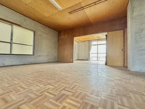8LDK Property Shikokuchuo City Ehime Prefecture (2)