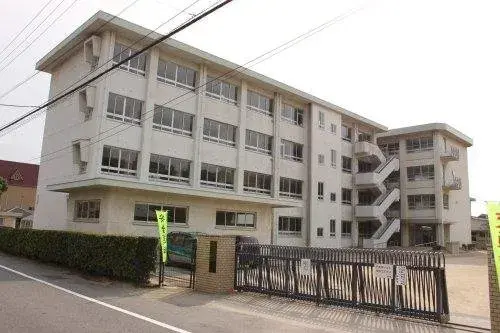 3LDK Property in Matsuyama City, Ehime Prefecture (2)