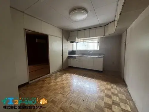 Ehime Prefecture Niihama City 4LDK+S Property (12)