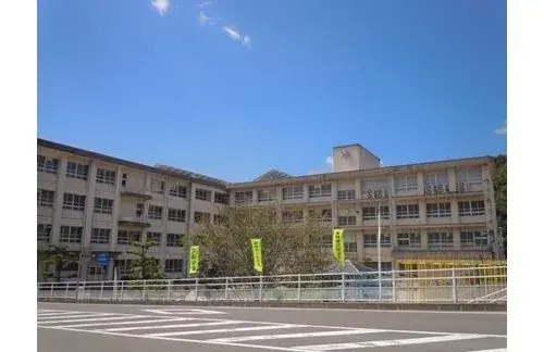 3LDK Matsuyama City Ehime Prefecture (15)