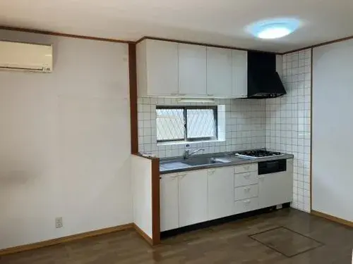 Ehime Prefecture Matsuyama City 4LDK Property (10)