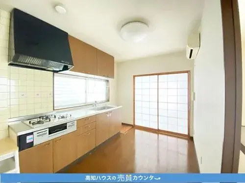 5DK+2S Kochi City Kochi Prefecture Property (11)
