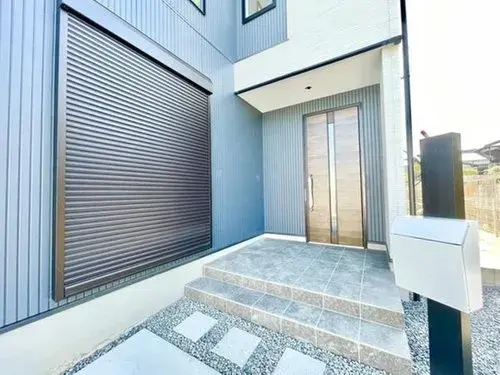 Slide 3