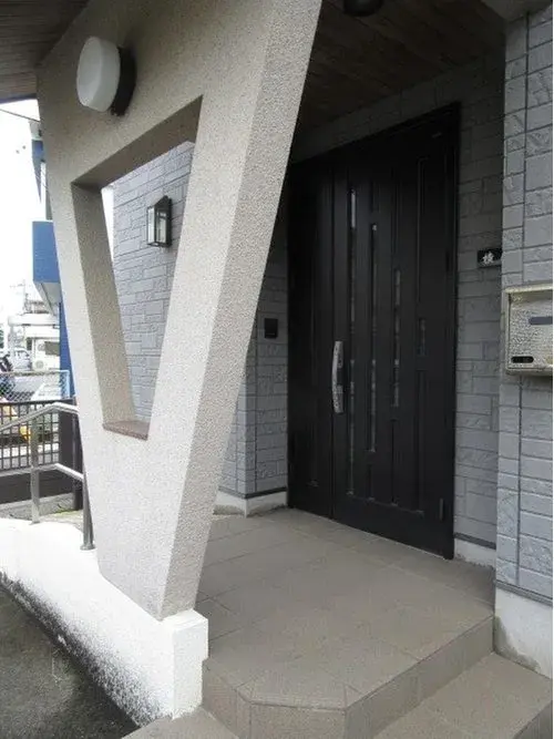 Slide 4