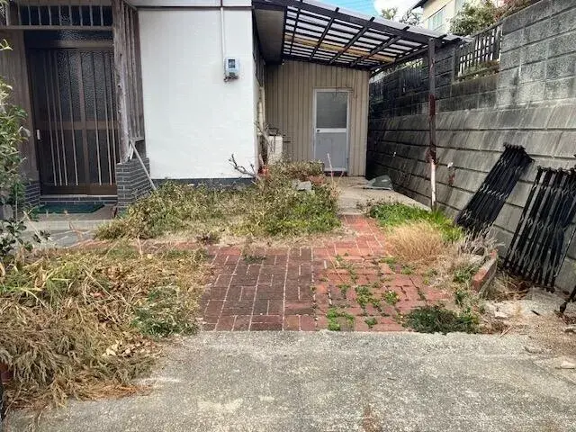 Slide 4