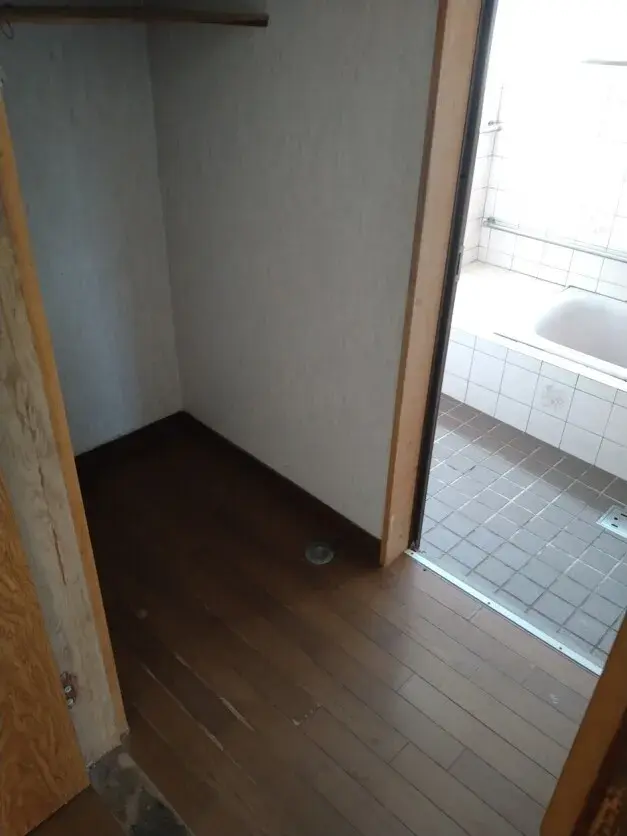 Slide 4