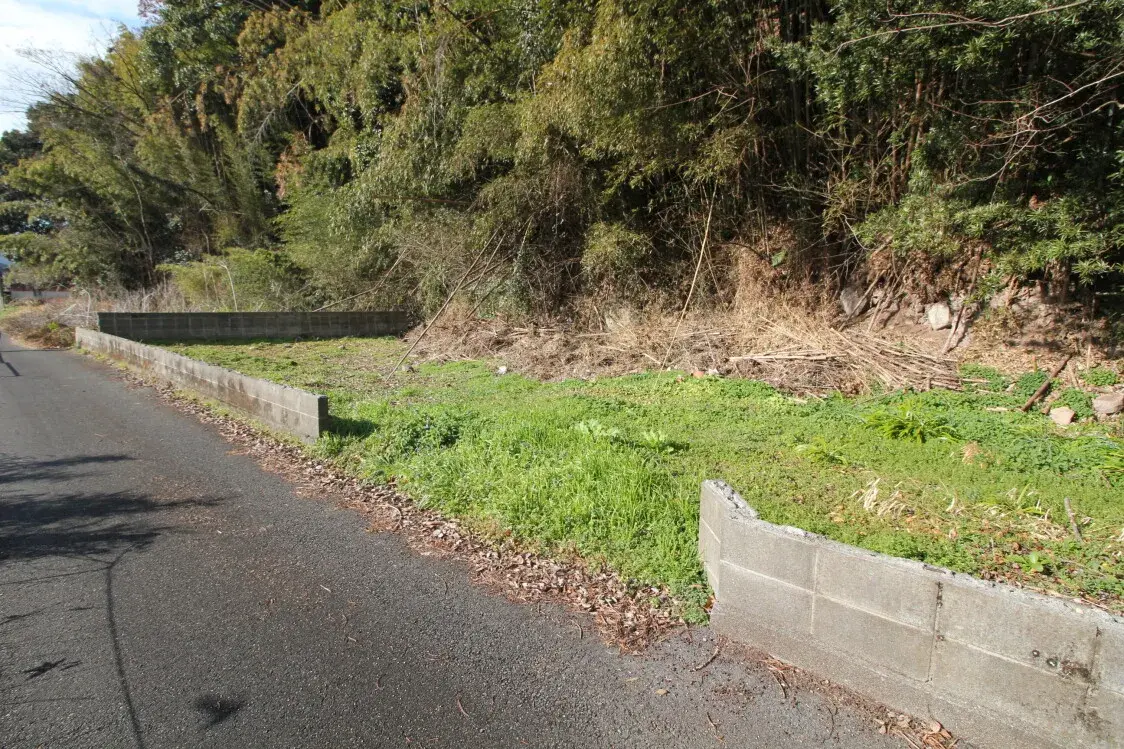 Land in Uto City, Kumamoto Prefecture (1)
