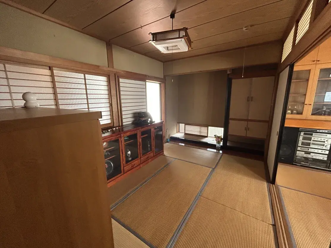 5LDK Property Kadogawa-cho Miyazaki Prefecture (12)