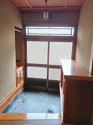 Slide 4