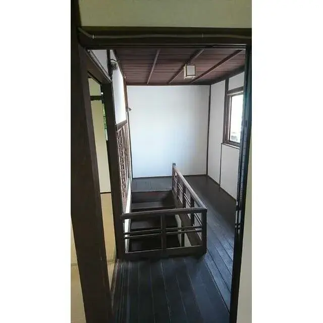 Slide 4