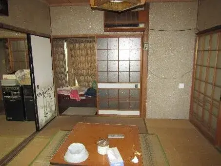 Slide 4