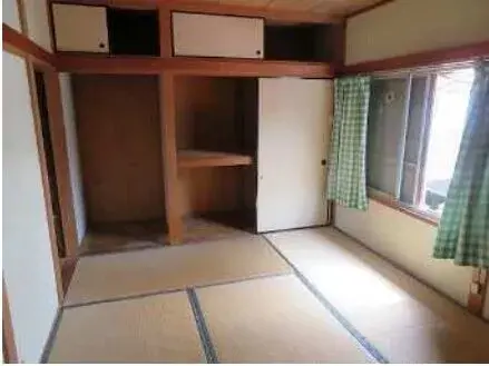 Slide 4