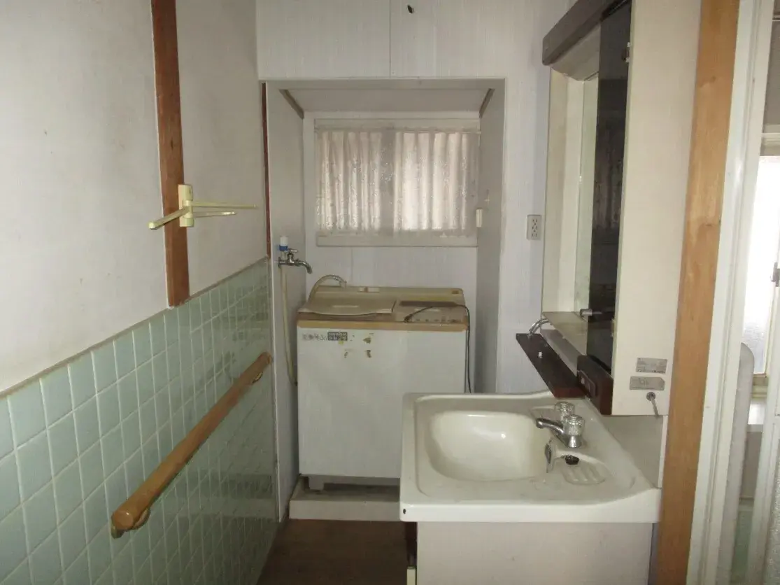 7DK Property Kasaoka City Okayama Prefecture (9)