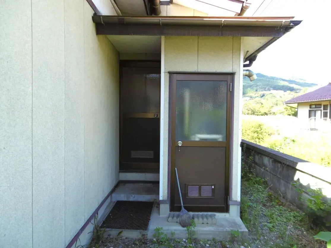 Slide 5