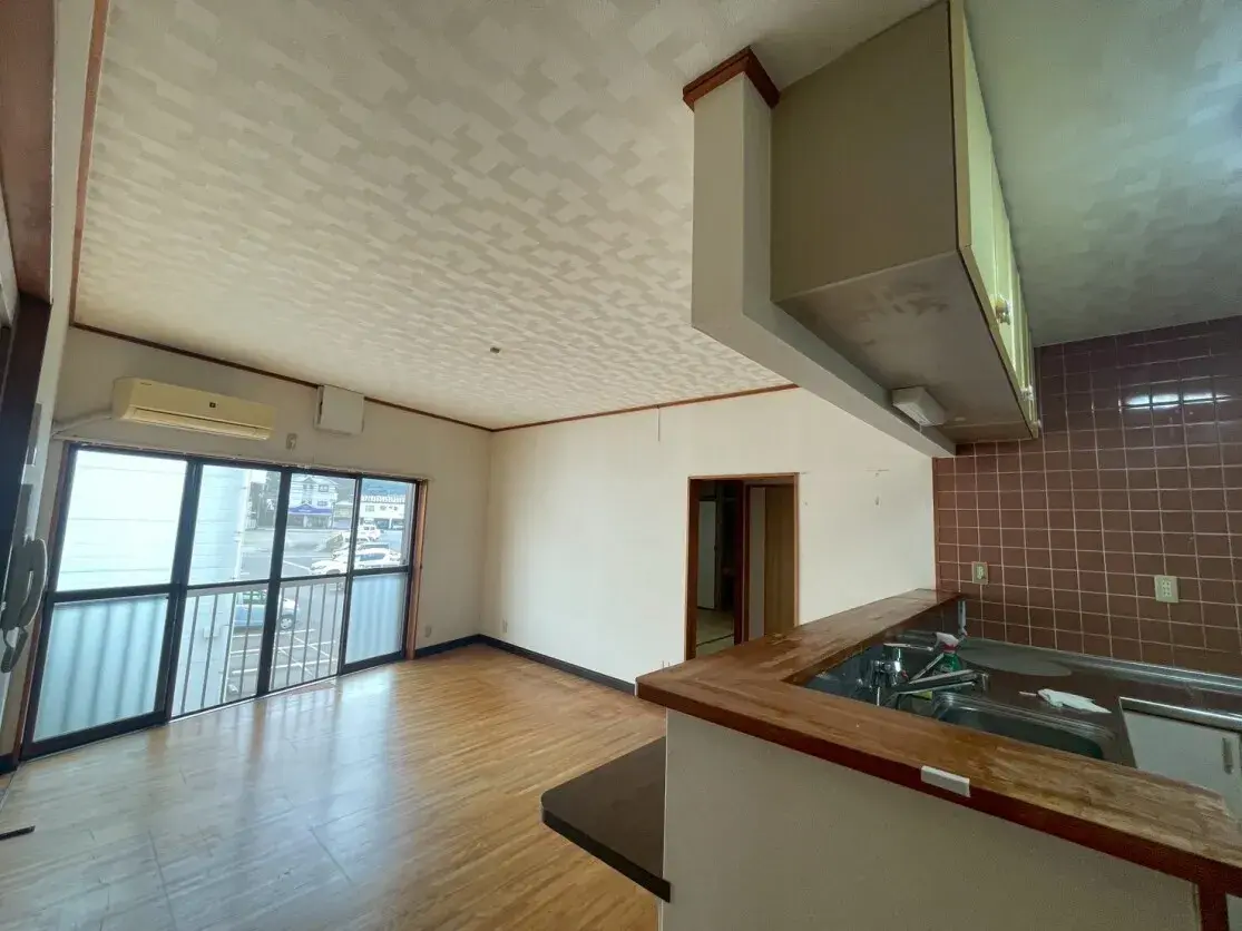 4LDK Property Saiki City Oita Prefecture (8)